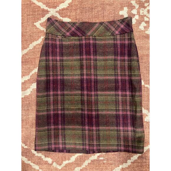 L.L. Bean Preppy Wool Plaid Pencil Skirt - Picture 2 of 5